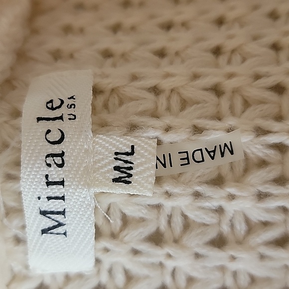 MIRACLE Cream Cowl Neck Faux Button Open Knit Boho Preppy Tulip Hem Sweater M/L - Picture 6 of 8